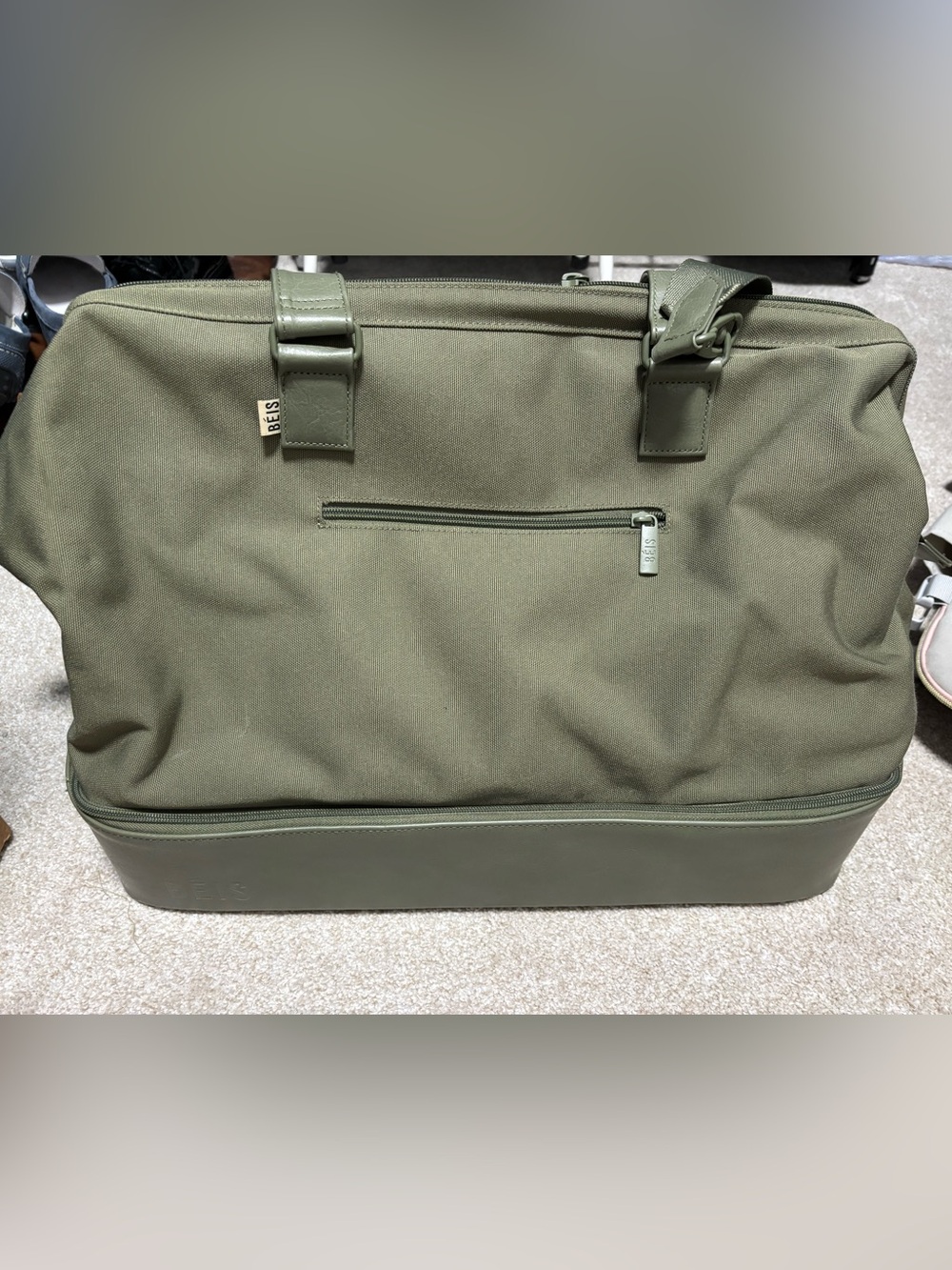 BÉIS The Weekender in Olive